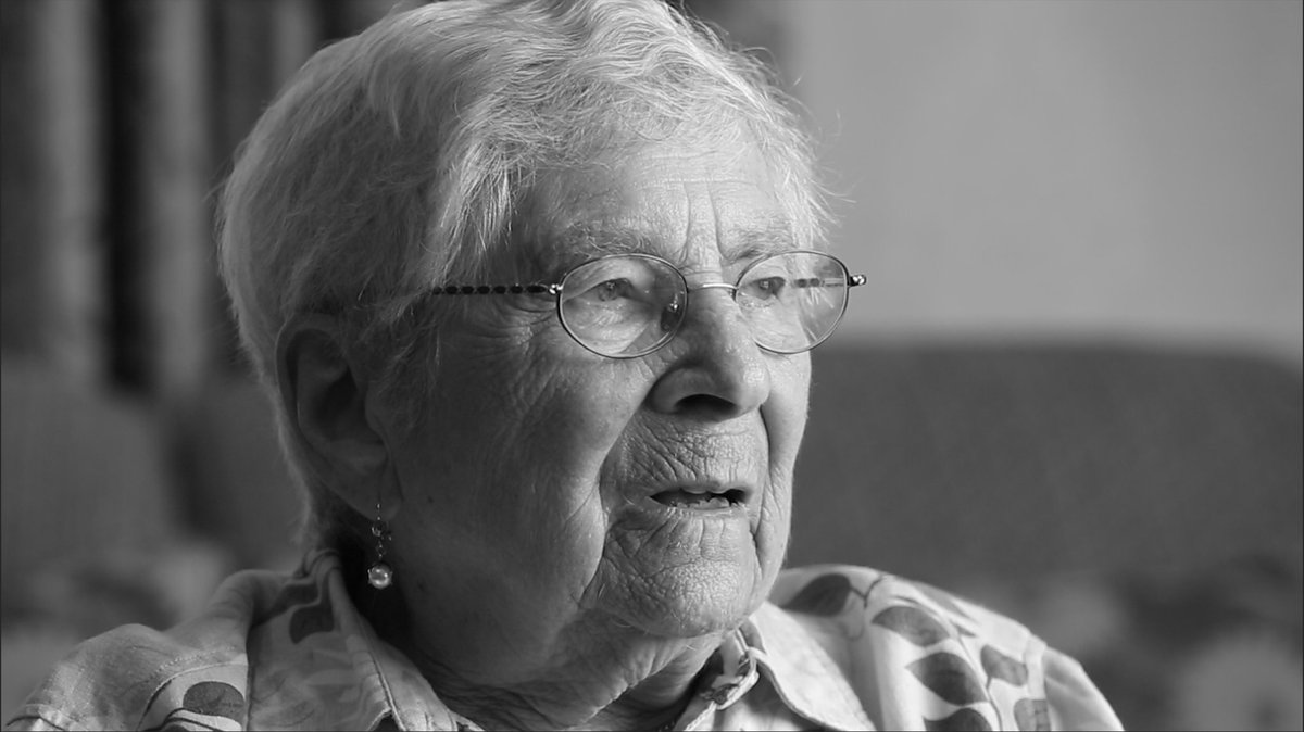 How Old Is Satoru Gojo in Oshi no Ko?